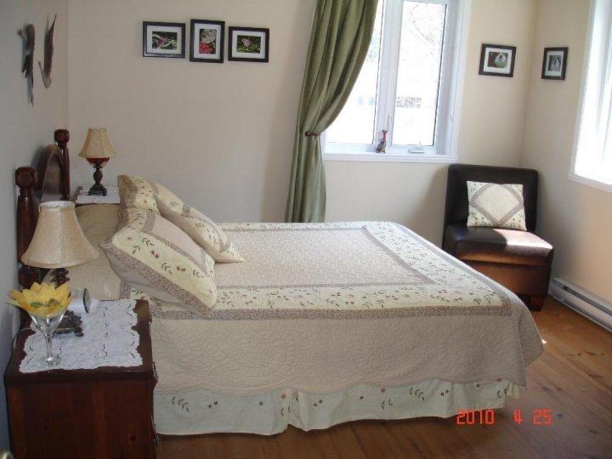 La Petite Douceur Bed & Breakfast Lac-Superieur Exterior foto