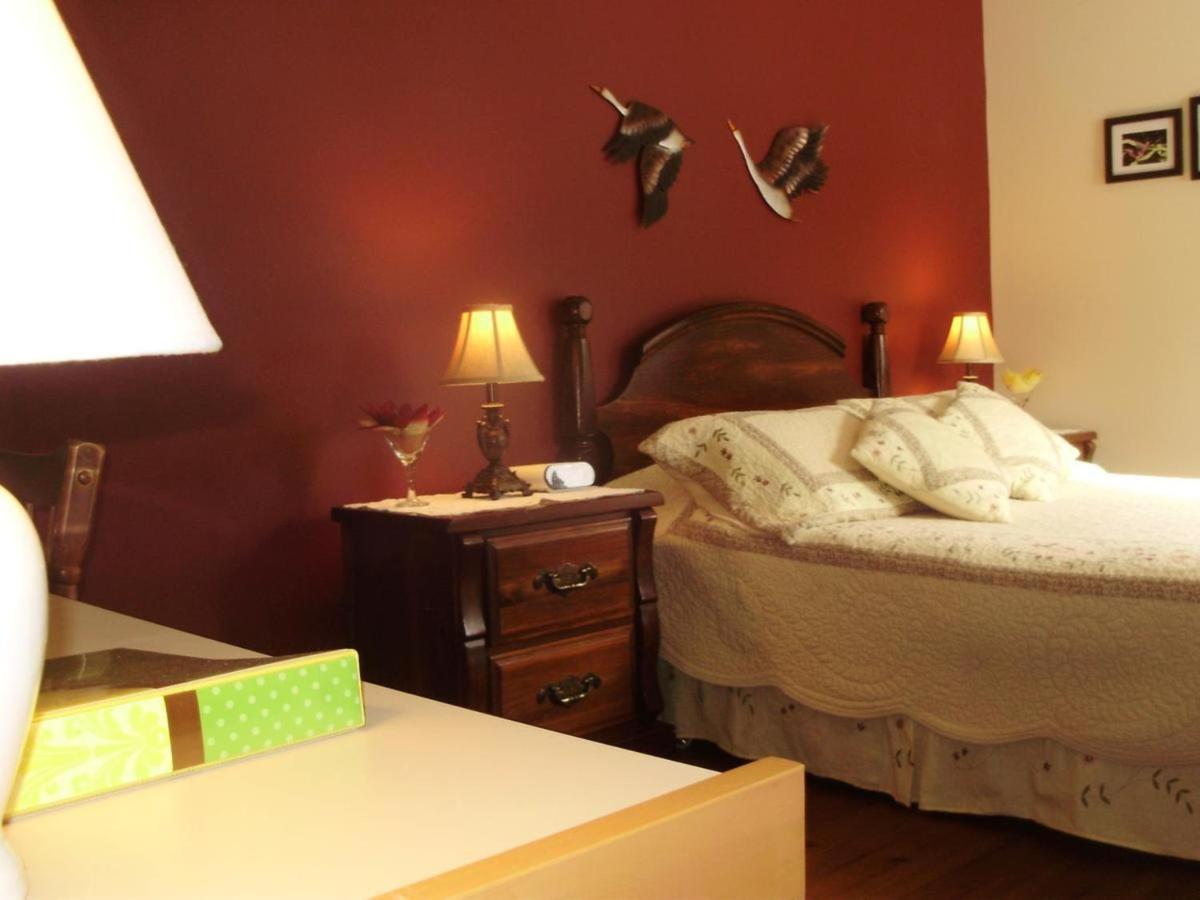La Petite Douceur Bed & Breakfast Lac-Superieur Exterior foto